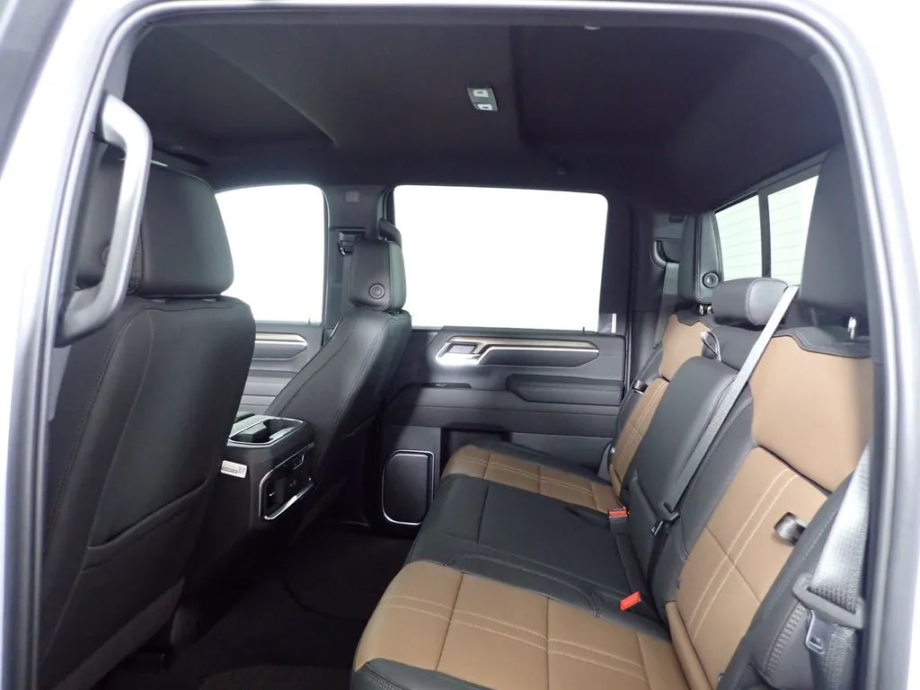 2026 Chevrolet Silverado 3500 HD High Country - Photo 33