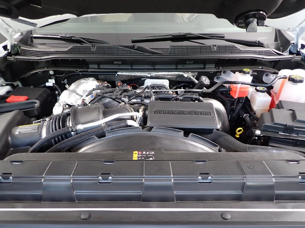 Chevrolet 3500HD photo 43