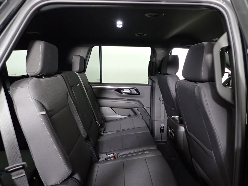 2026 Chevrolet Tahoe LS - Photo 33
