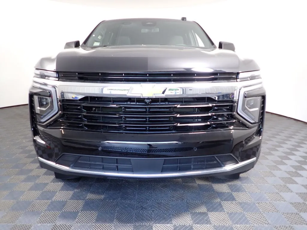 2026 Chevrolet Tahoe LS - Photo 7