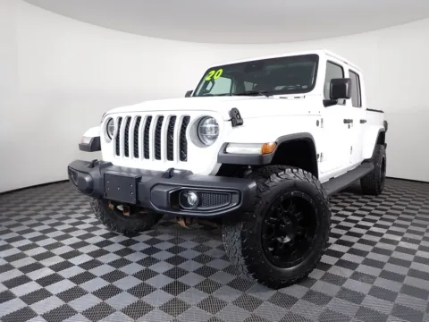 Photos of 2020 Jeep Gladiator Overland for sale in Logan, OH at Don Wood Chevrolet