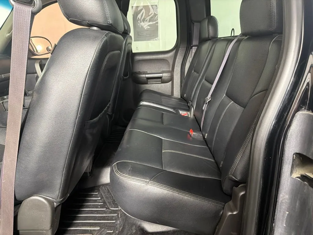 2011 Chevrolet Silverado 1500 LT - Photo 26