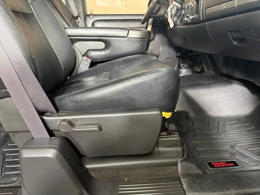 2011 Chevrolet Silverado 1500 LT - Photo 31