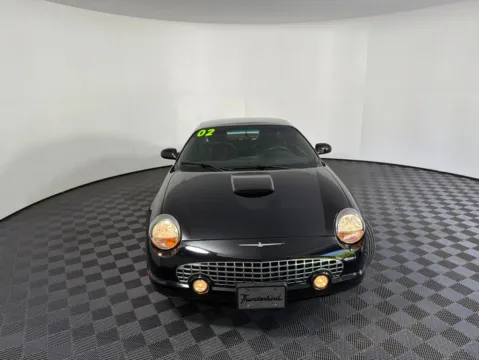 More photos of 2002 Ford Thunderbird at Don Wood Chevrolet, OH