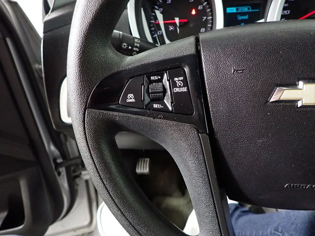2014 Chevrolet Equinox LS - Photo 22