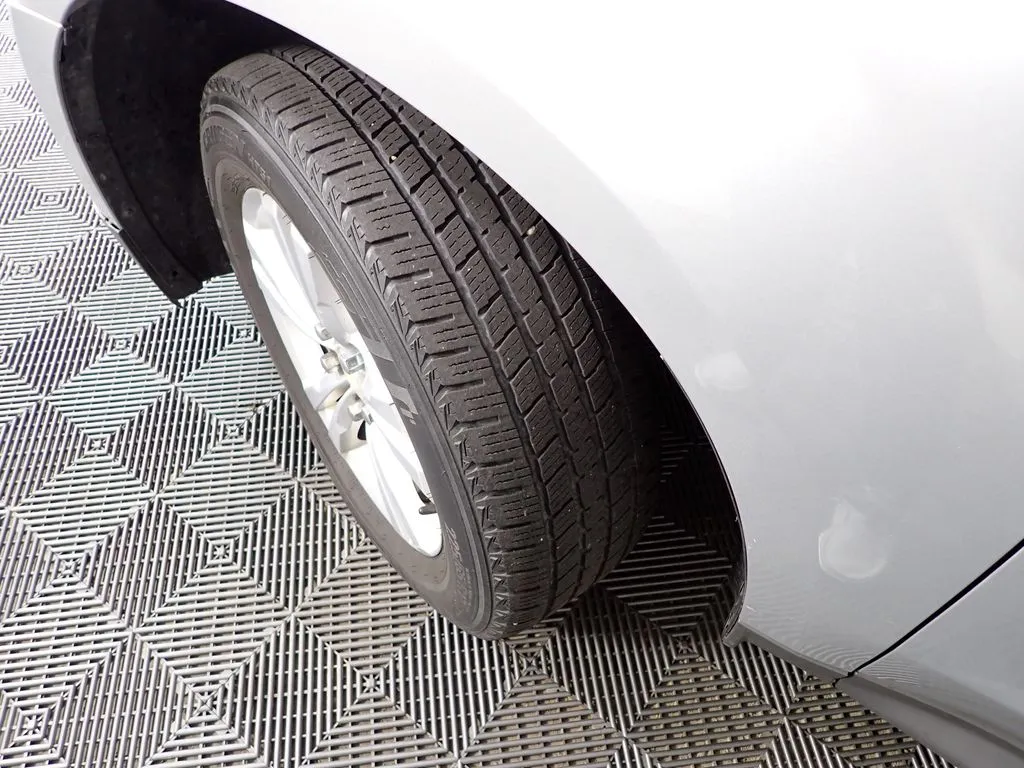 2014 Chevrolet Equinox LS - Photo 37