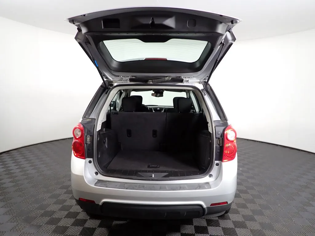 2014 Chevrolet Equinox LS - Photo 11