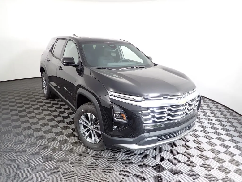2026 Chevrolet Equinox LT - Photo 9