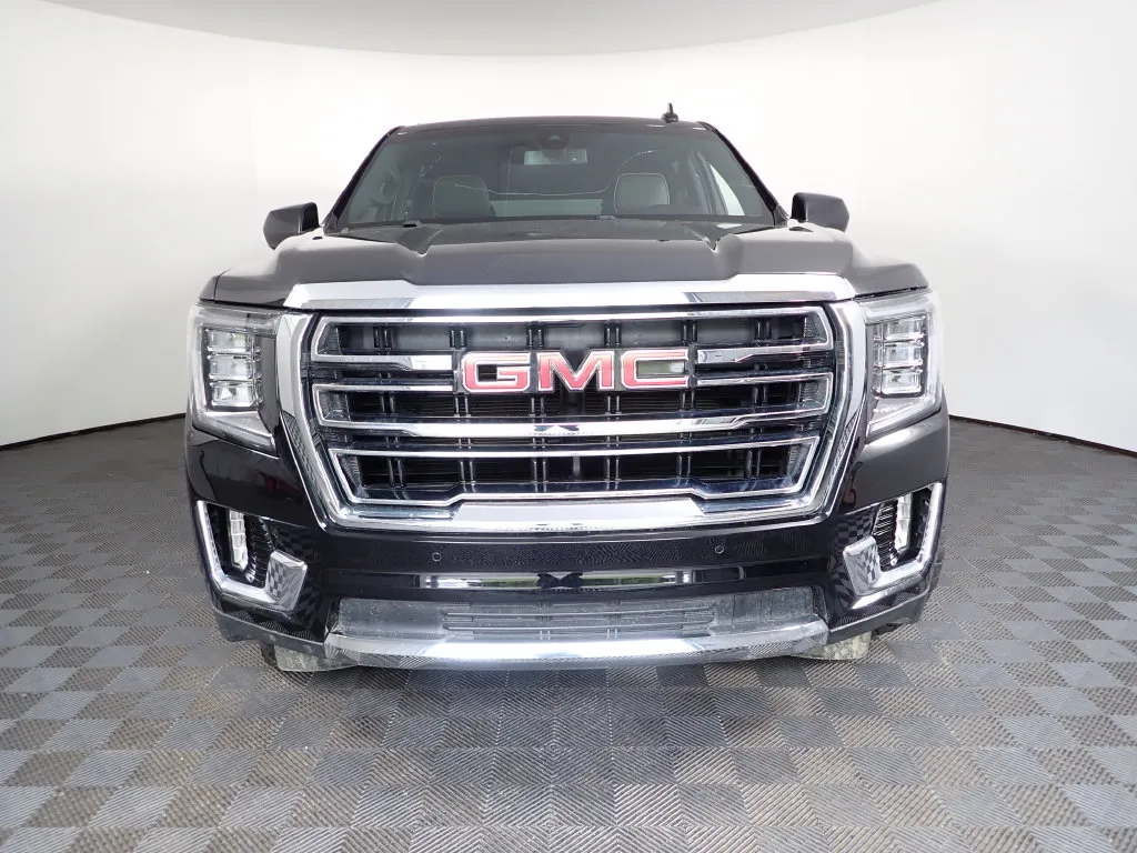 GMC Yukon XL photo 9
