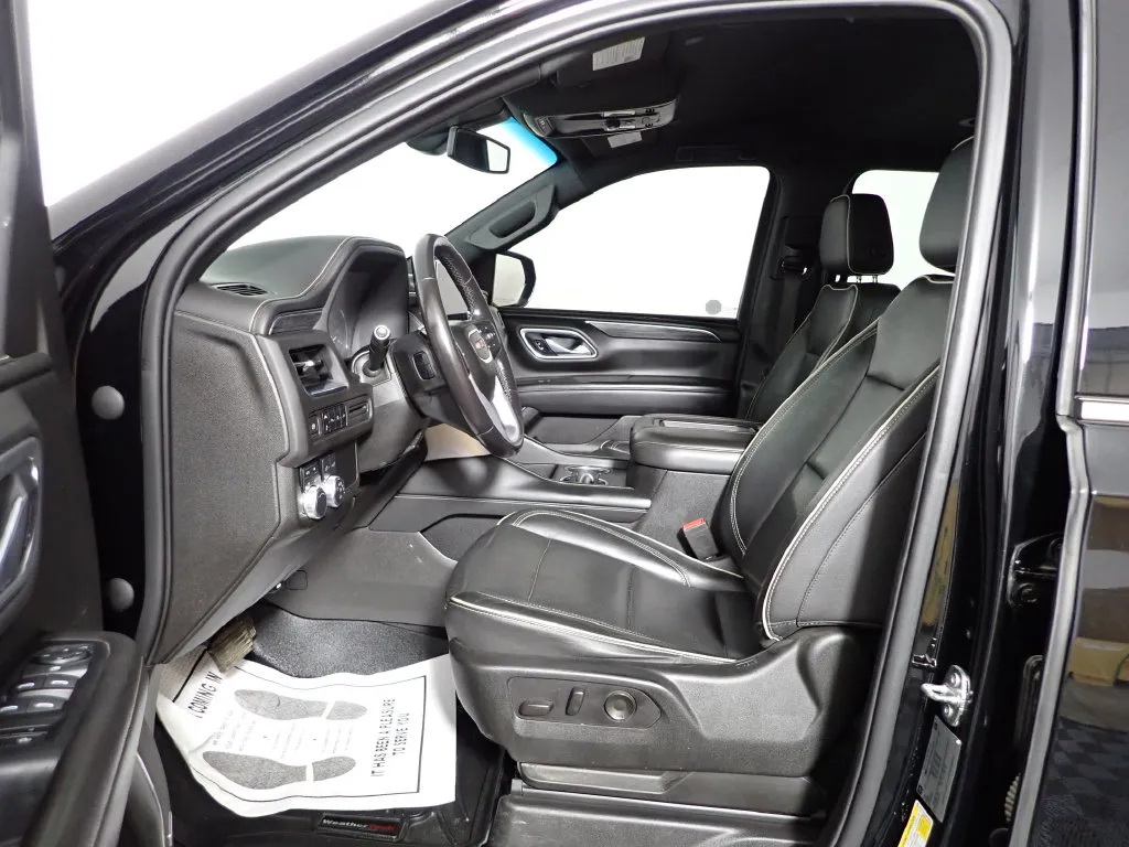 GMC Yukon XL photo 23