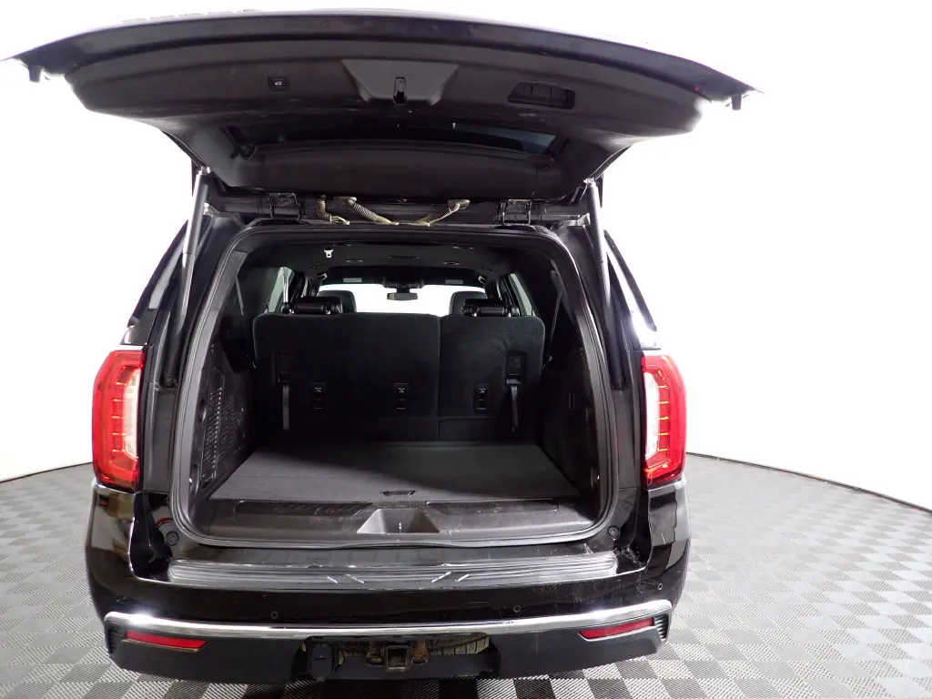 GMC Yukon XL photo 15