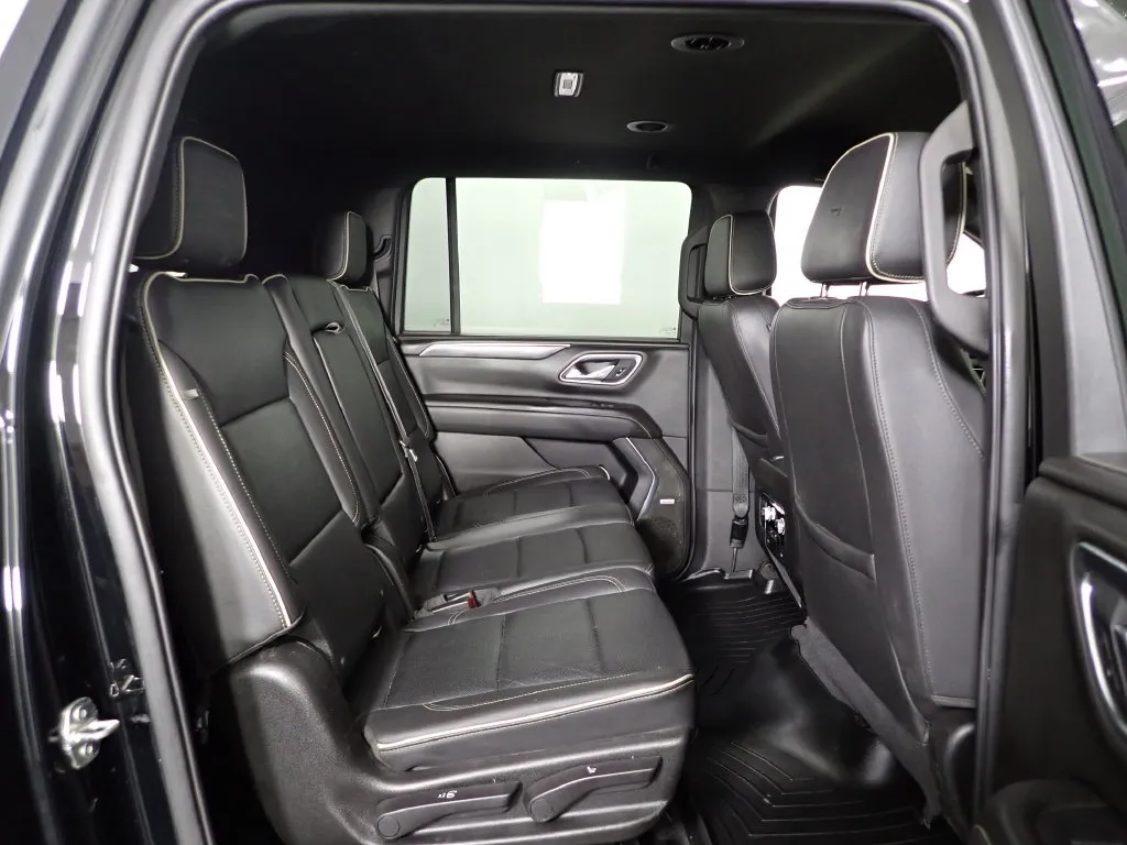 GMC Yukon XL photo 37
