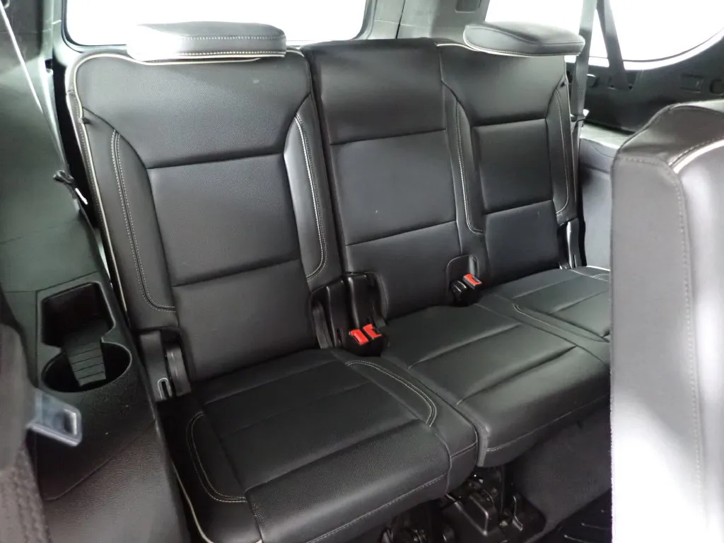 GMC Yukon XL photo 38