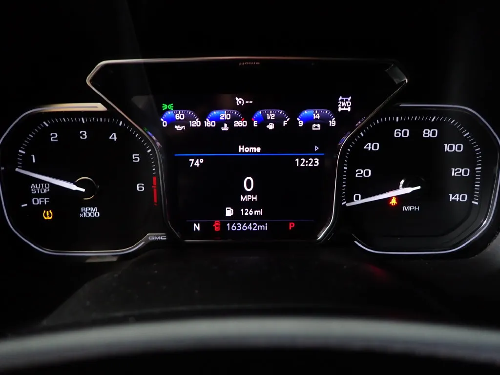 GMC Yukon XL photo 27