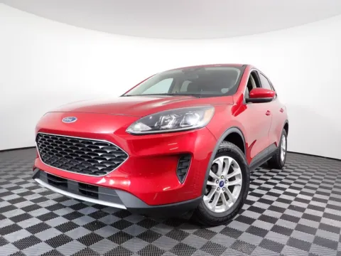 Photos of 2020 Ford Escape SE for sale in Logan, OH at Don Wood Chevrolet