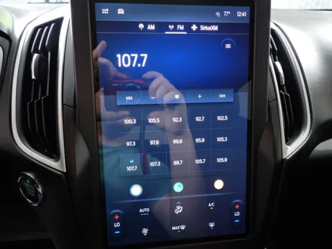Another view of 2021 Ford Edge SE for sale in Logan, OH at Don Wood Chevrolet