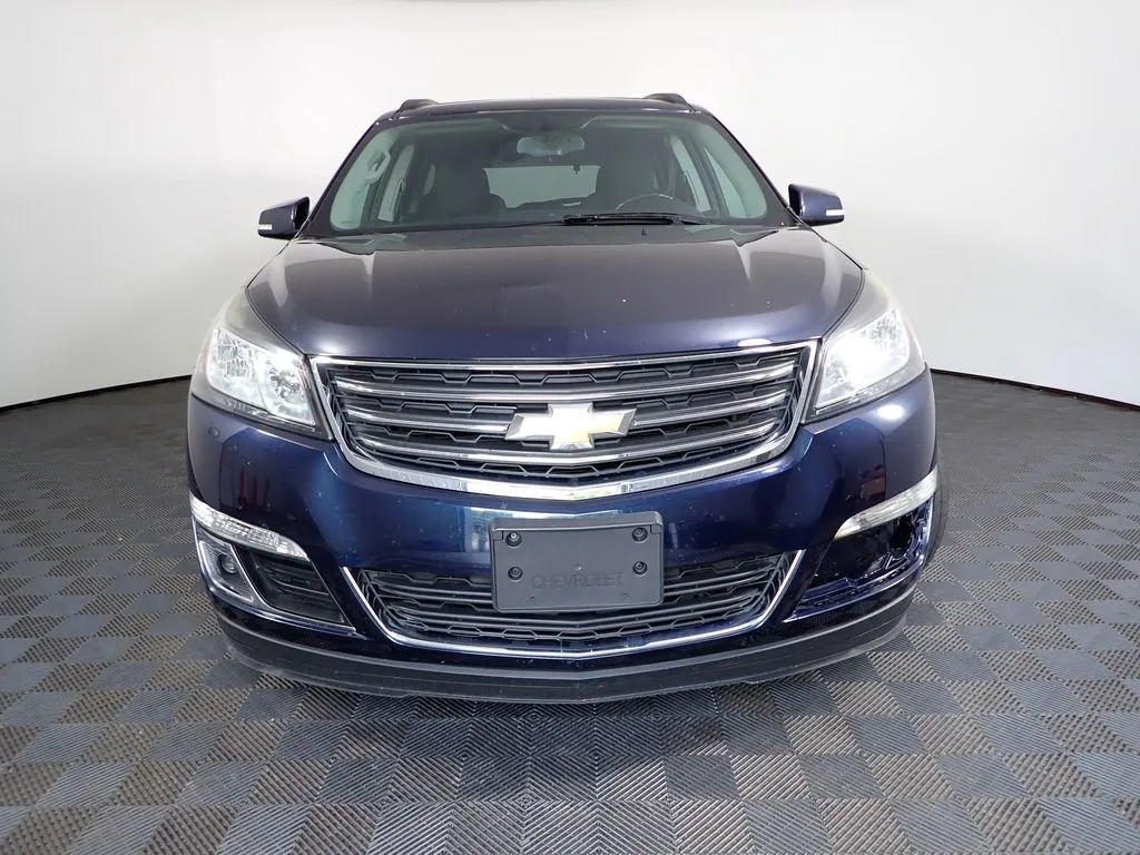 2016 Chevrolet Traverse 1LT - Photo 11