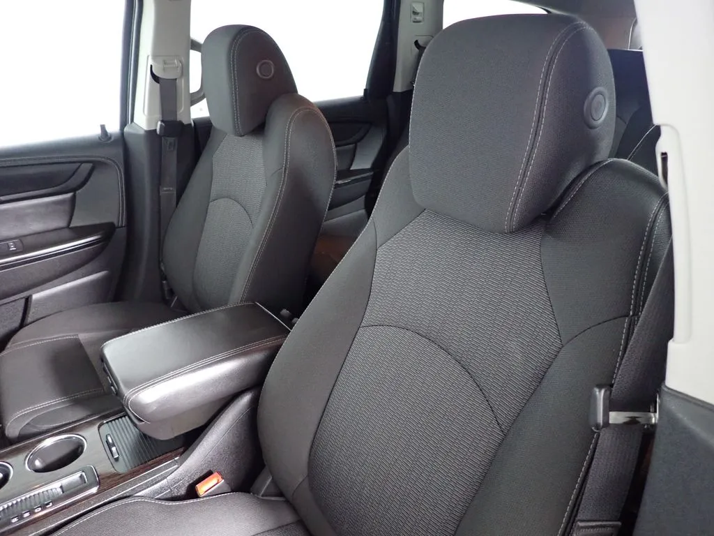 2016 Chevrolet Traverse 1LT - Photo 23