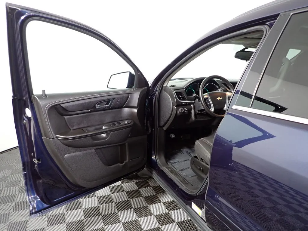 2016 Chevrolet Traverse 1LT - Photo 20