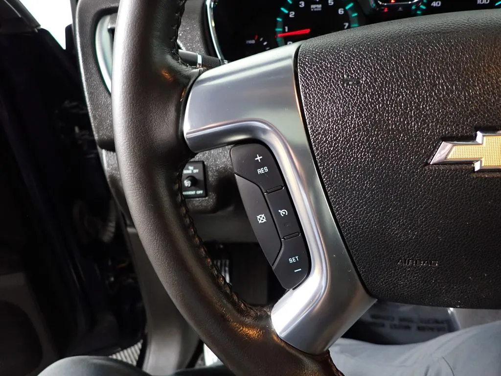 2016 Chevrolet Traverse 1LT - Photo 28