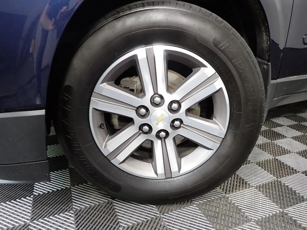2016 Chevrolet Traverse 1LT - Photo 45