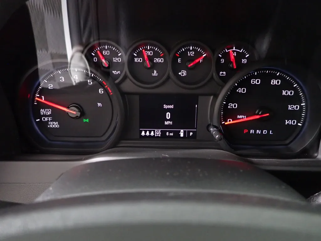 Chevrolet Silverado photo 21