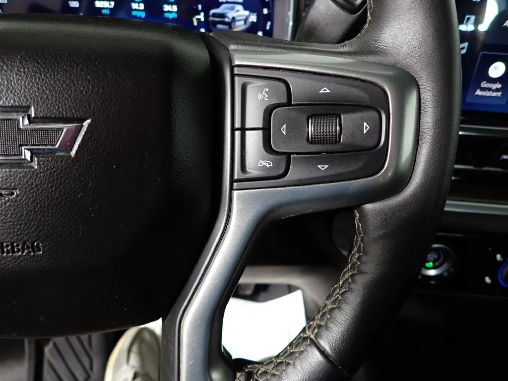 Chevrolet Silverado photo 28