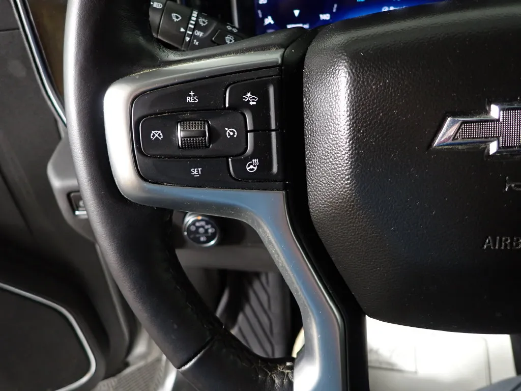 Chevrolet Silverado photo 27