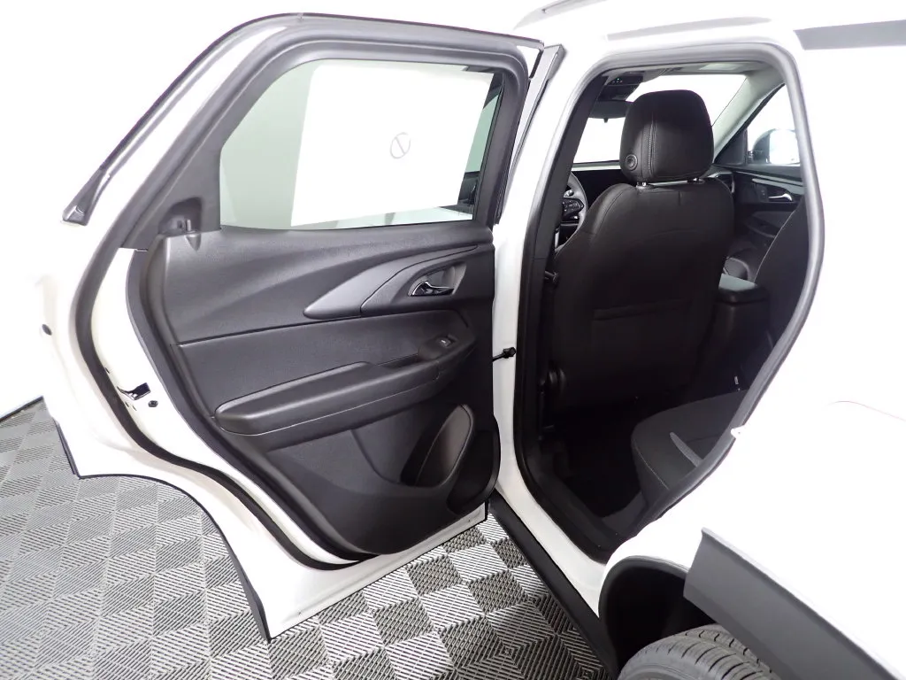 Chevrolet Trailblazer photo 28