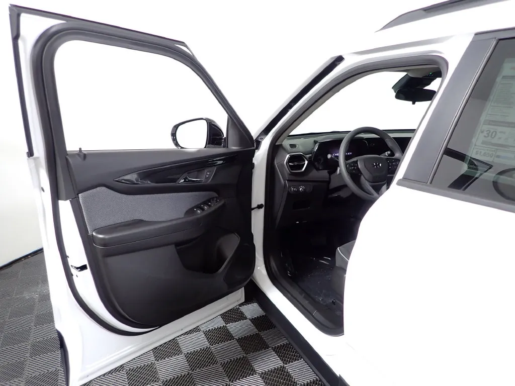 Chevrolet Trailblazer photo 16