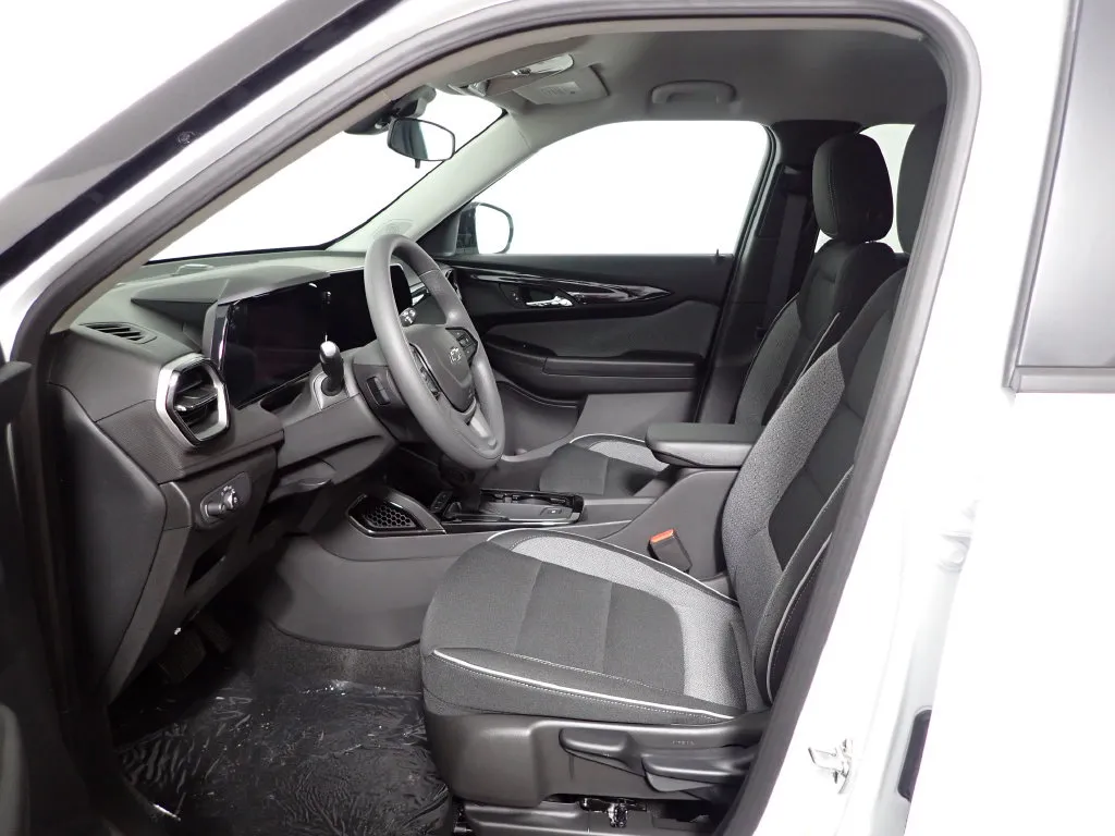 Chevrolet Trailblazer photo 18