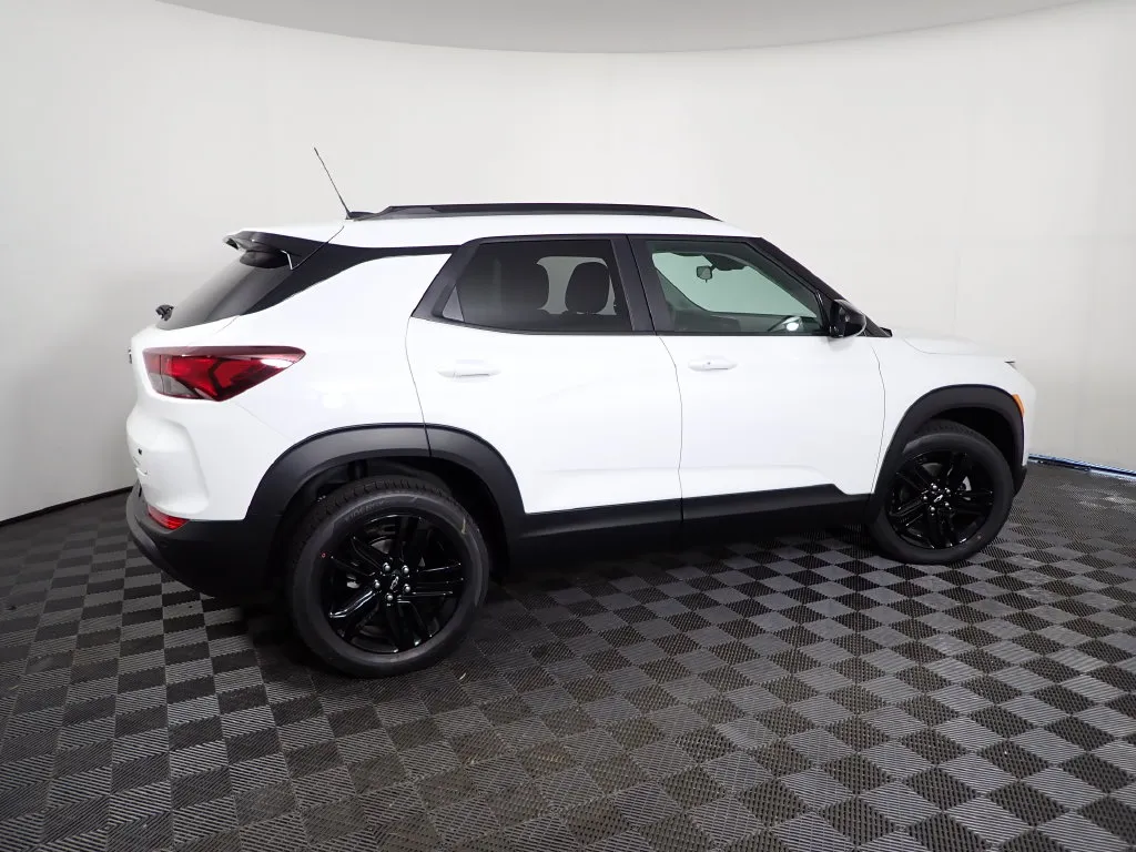 Chevrolet Trailblazer photo 15