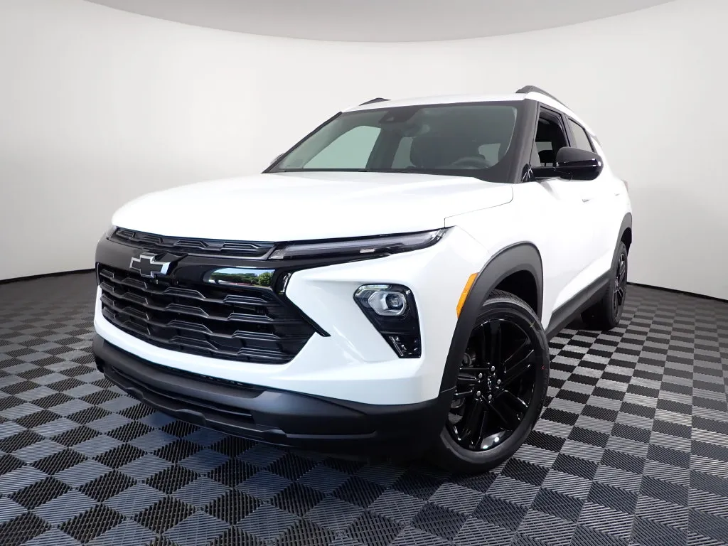 Chevrolet Trailblazer photo 2