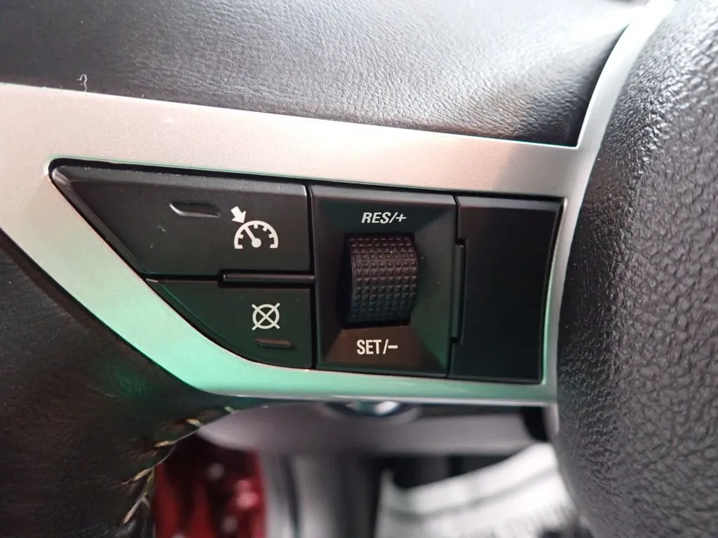 2010 Chevrolet Camaro 2LT - Photo 3