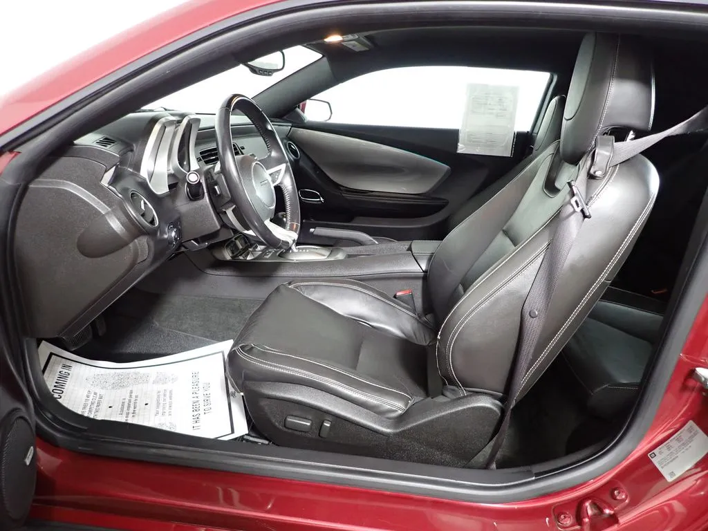 2010 Chevrolet Camaro 2LT - Photo 21