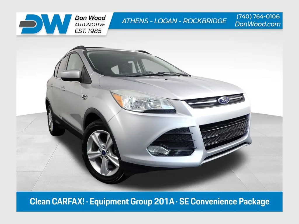 Silver 2016 Ford Escape SE for sale in Logan, OH