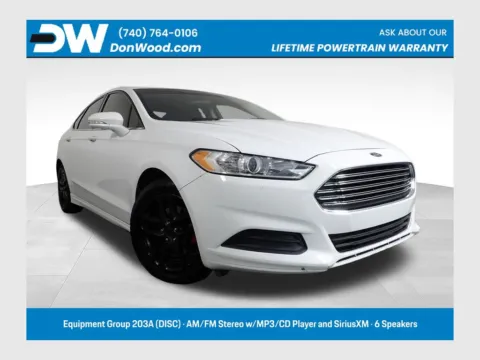 White 2013 Ford Fusion SE for sale in Logan, OH