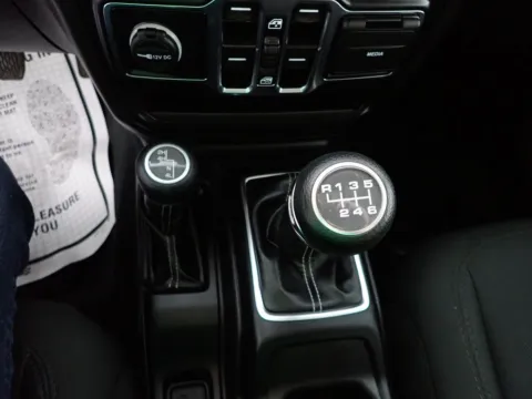 More photos of 2022 Jeep Wrangler Unlimited Sahara at Don Wood Chevrolet, OH