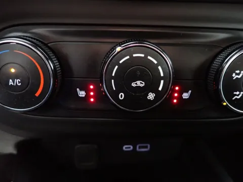 More photos of 2024 Chevrolet Trax 1RS at Don Wood Chevrolet, OH