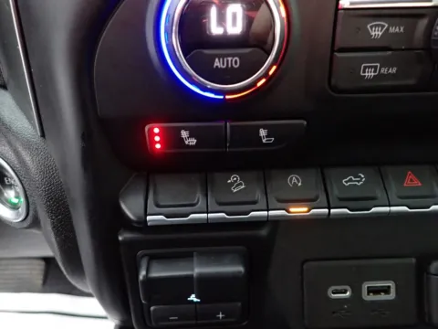 More photos of 2019 Chevrolet Silverado 1500 RST at Don Wood Chevrolet, OH