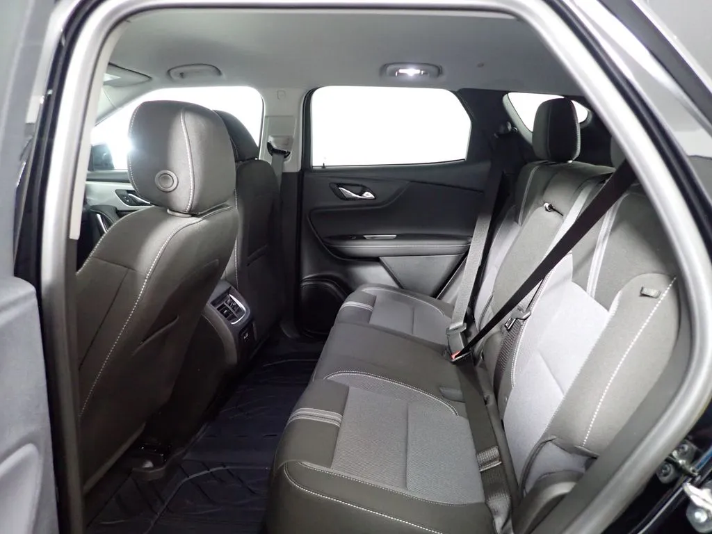 Chevrolet Blazer photo 33