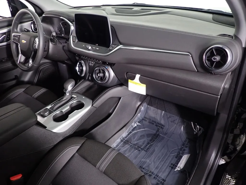 Chevrolet Blazer photo 39