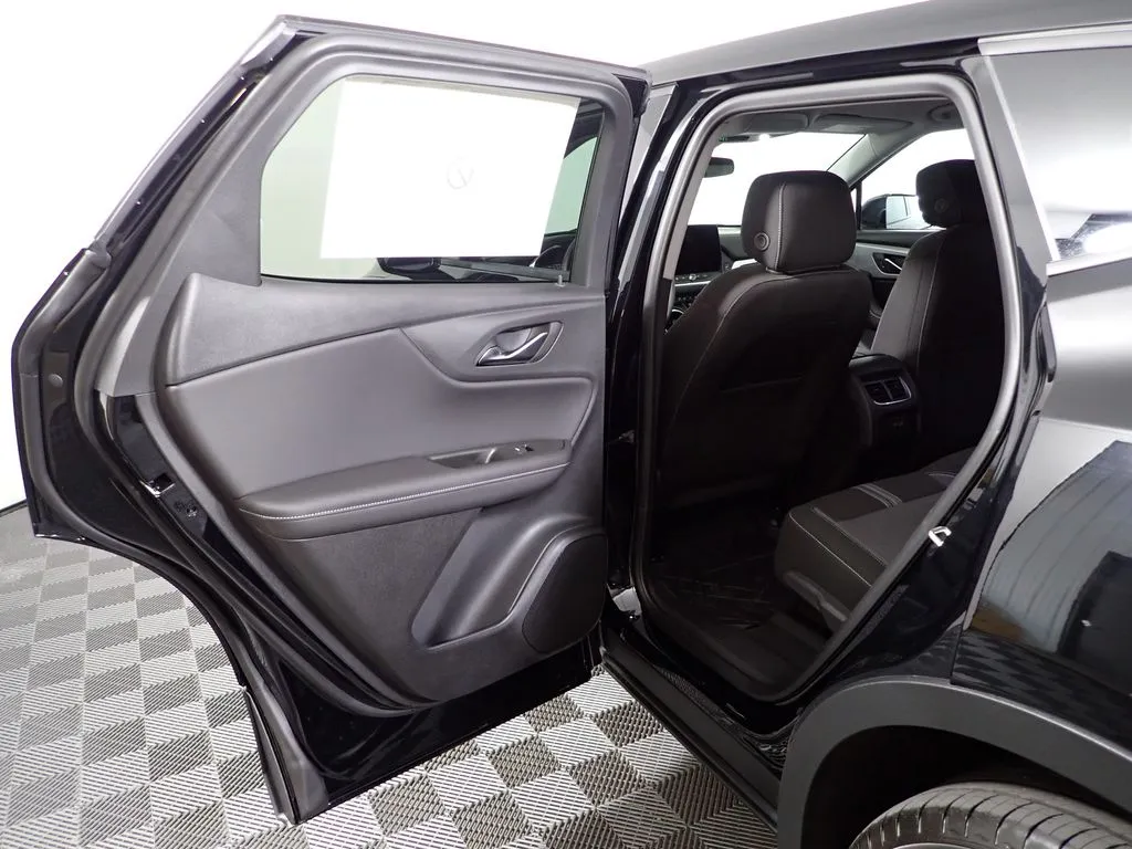 Chevrolet Blazer photo 32