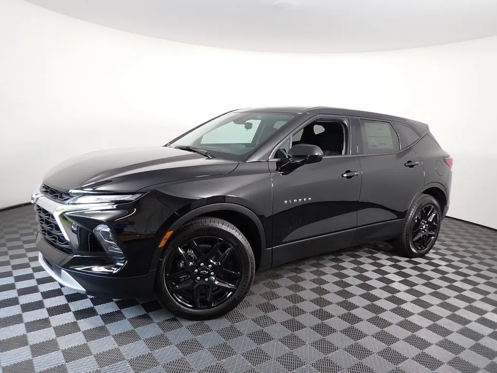 Chevrolet Blazer photo 11