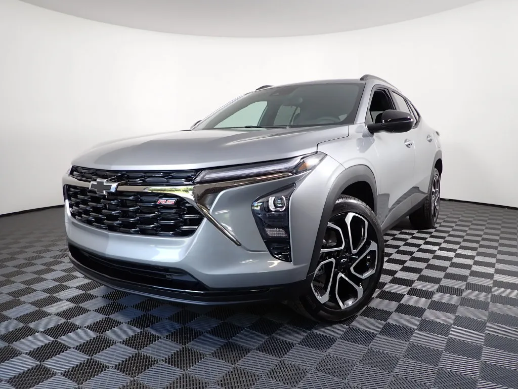 Chevrolet Trax photo 2