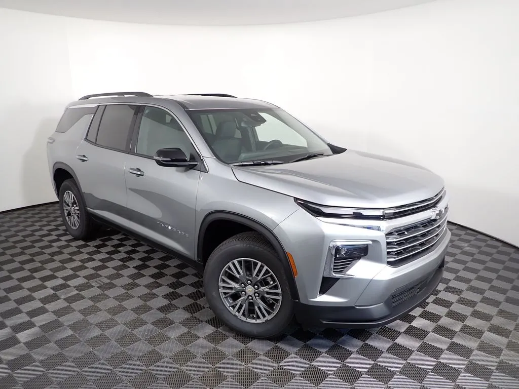 Chevrolet Traverse photo 9