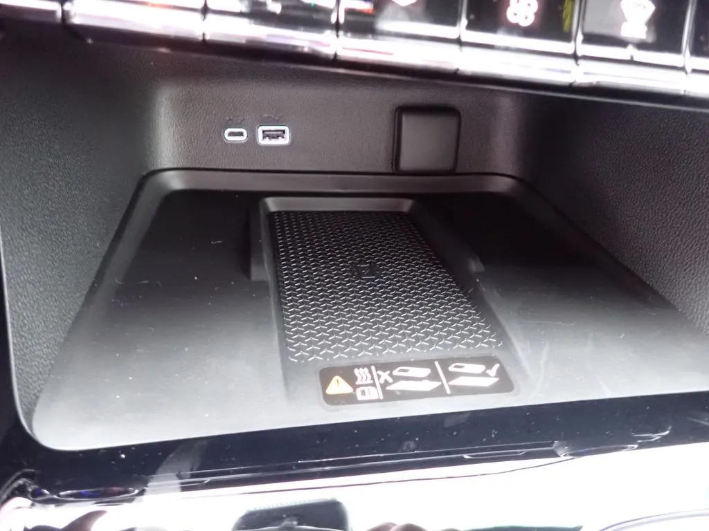 Chevrolet Traverse photo 8
