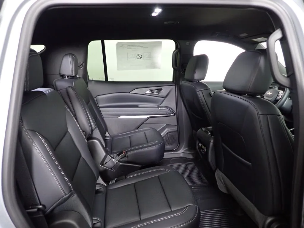 Chevrolet Traverse photo 37