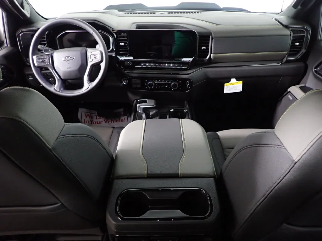 Chevrolet Silverado photo 35