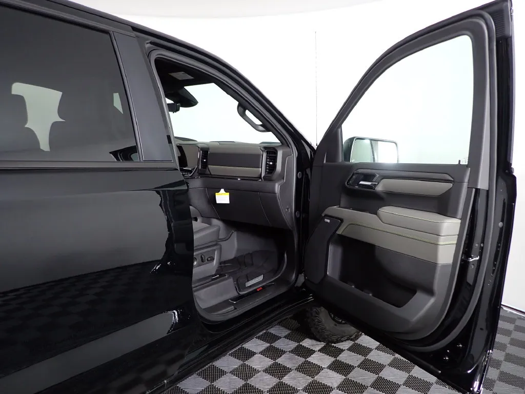 Chevrolet Silverado photo 41